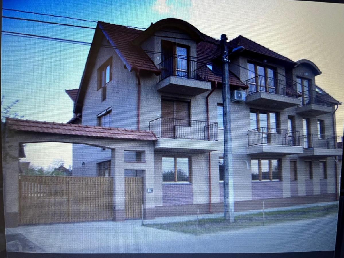 Brookforest Family Apartman Hajdúszoboszló المظهر الخارجي الصورة